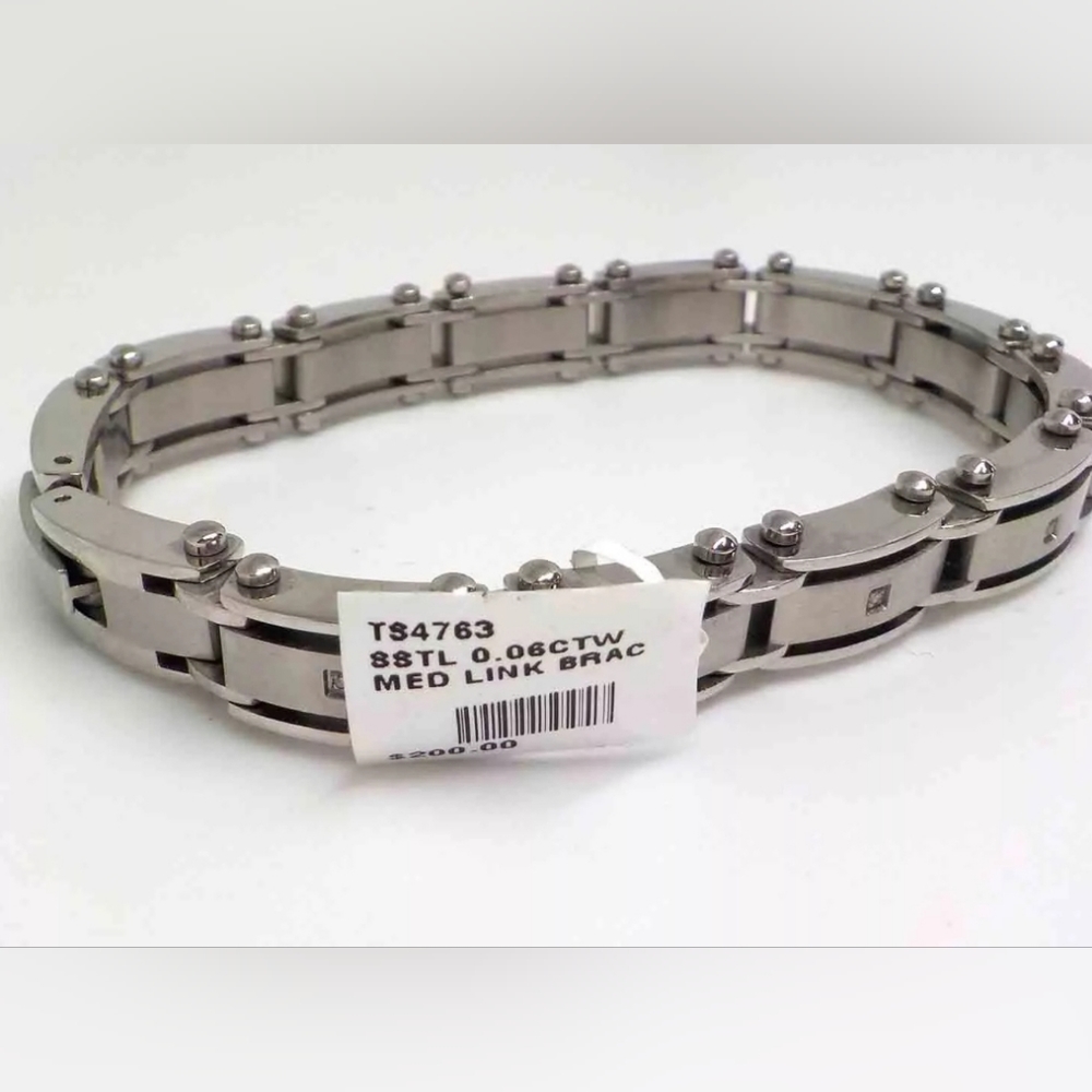 ***BRAND NEW*** STAINLESS STEEL .06 CTW MEDIUM LINK MEN'S BRACELET
